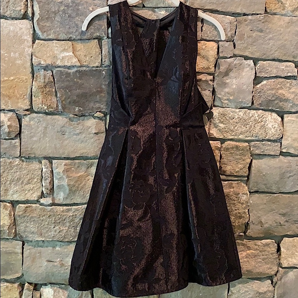 🌷3 for $12 Black Dress Size 4